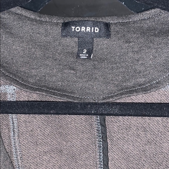 Torrid jacket - Picture 2 of 2